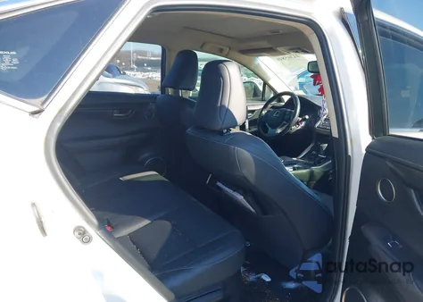 2018 Lexus Nx 300 z USA, uszkodzony, nr VIN JTJBARBZ2J2162883